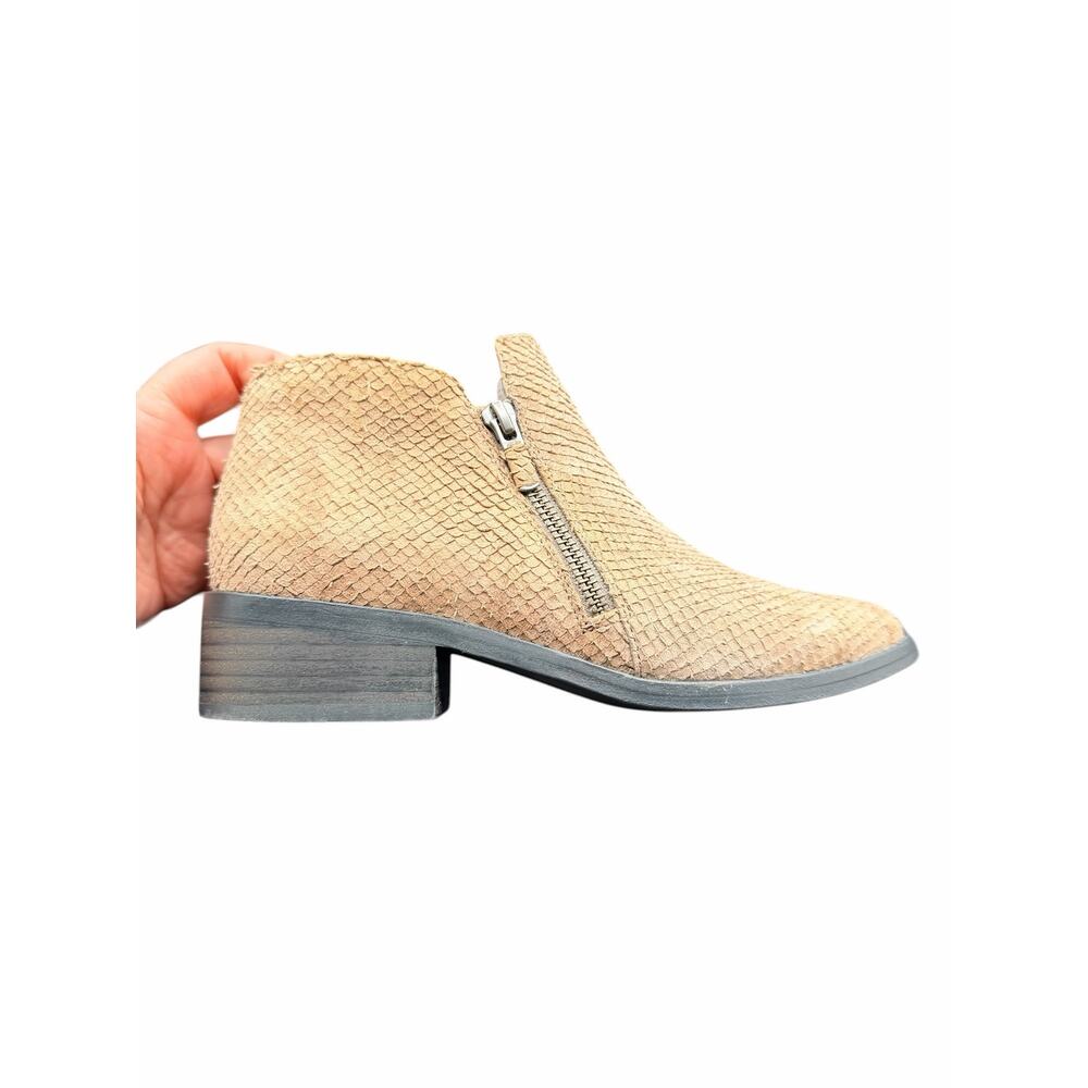 Eileen Fisher Leather Ankle Boots Tan Textured Zip Size 7 - Picture 5 of 13